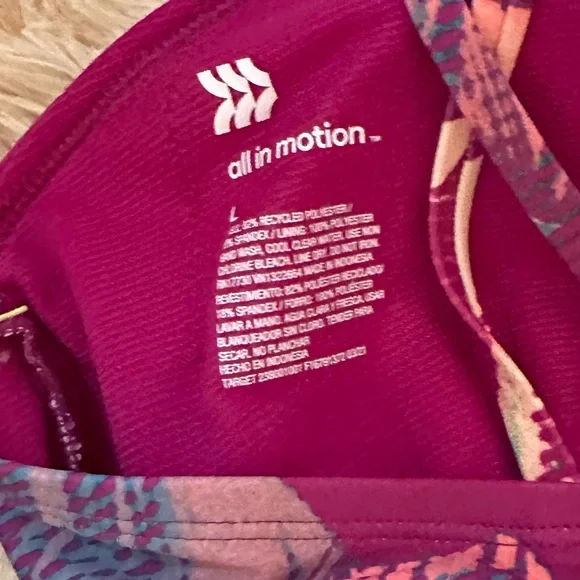 Swimsuit - Picture 5 of 6